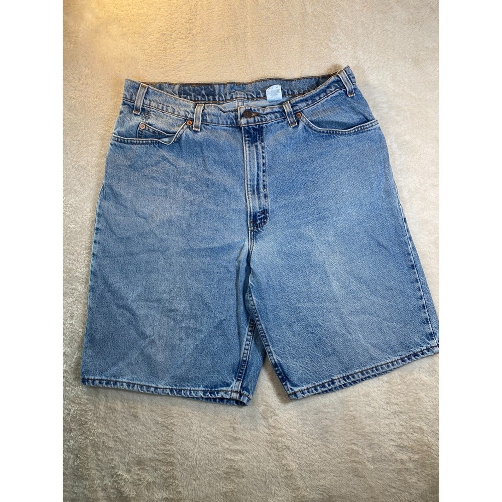 Vtg Levi's 560 Loose Fit Denim Shorts Men's 38x10 Made in USA Batwing Tag Cotton
